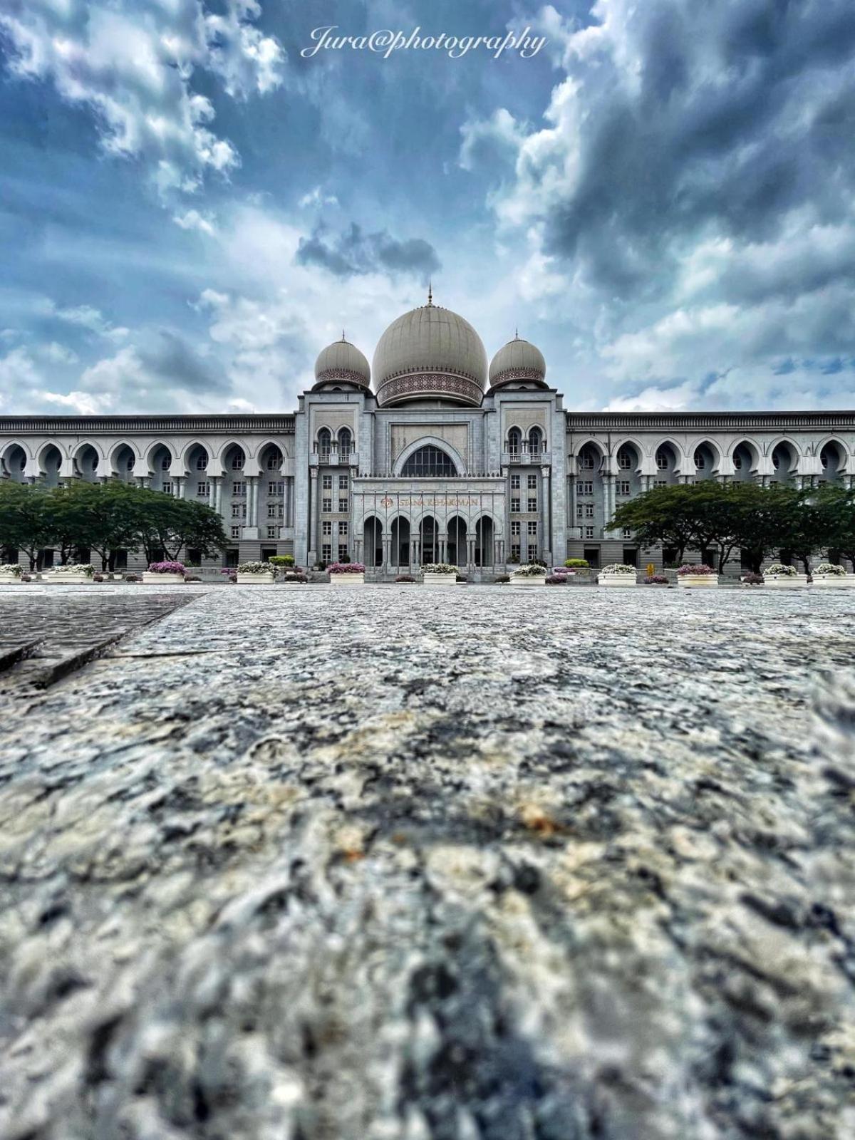 Putrajaya Transit Romestay Екстер'єр фото